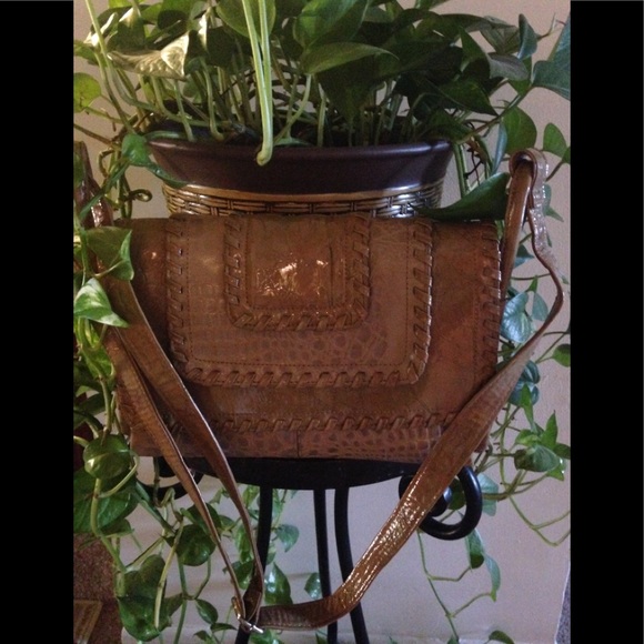 marc chantal Handbags - Marc Chantal pocketbook